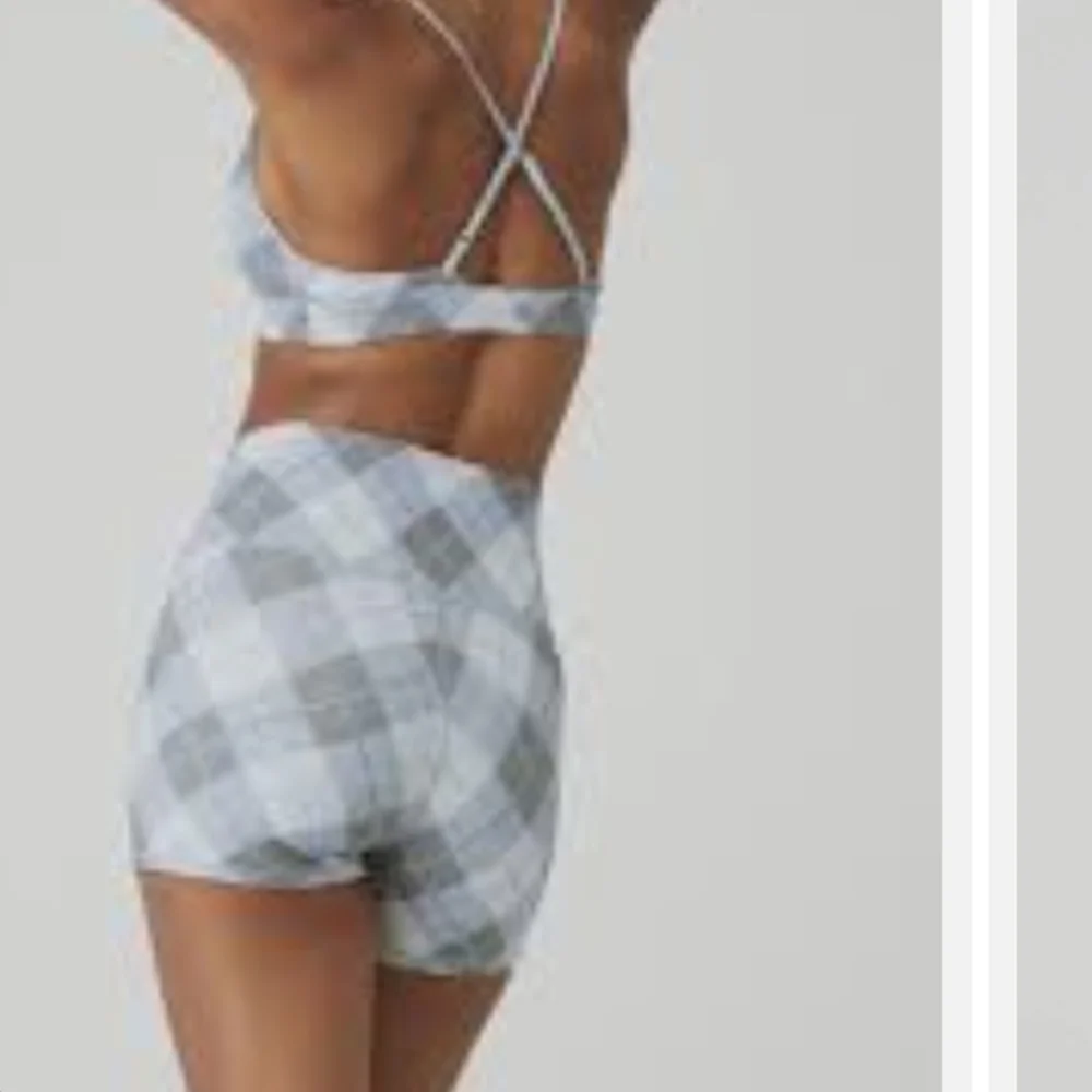 Alo Yoga vapor argyle splendor gray plaid bike shorts S